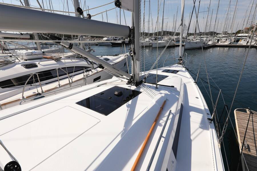 Hanse 388