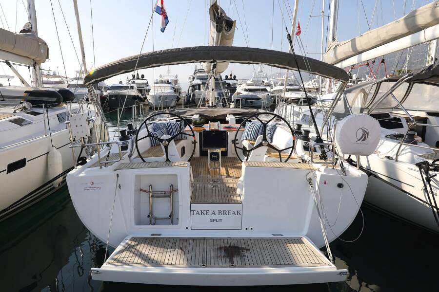 Hanse 415