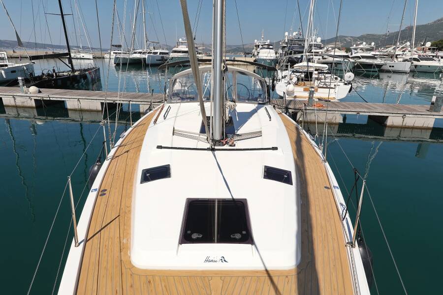 Hanse 415