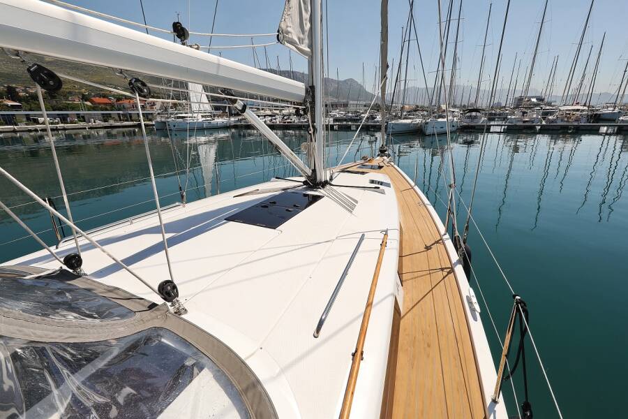 Hanse 415