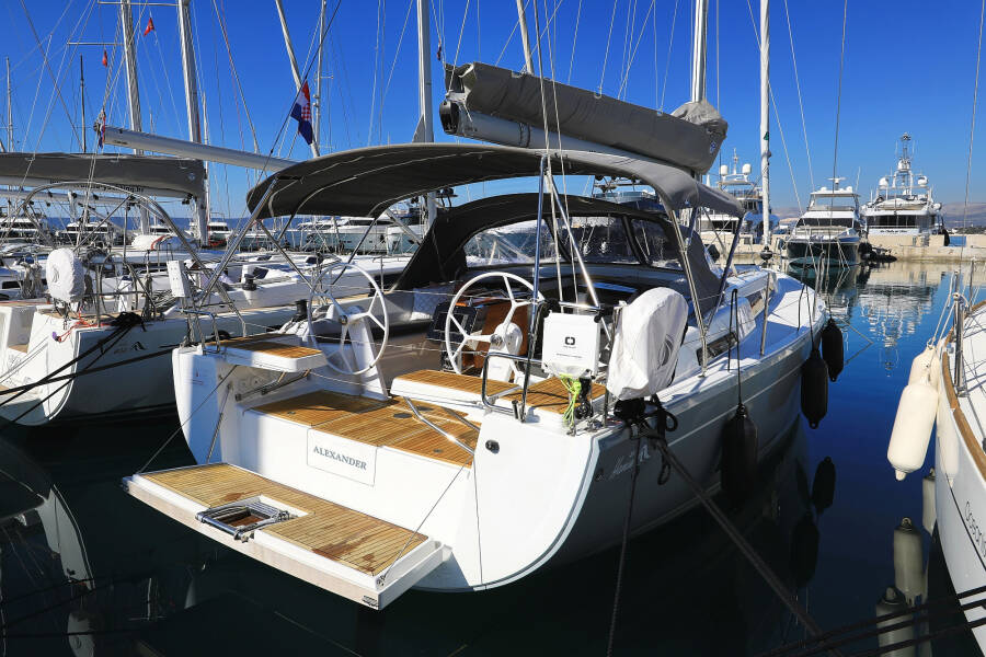 Hanse 418