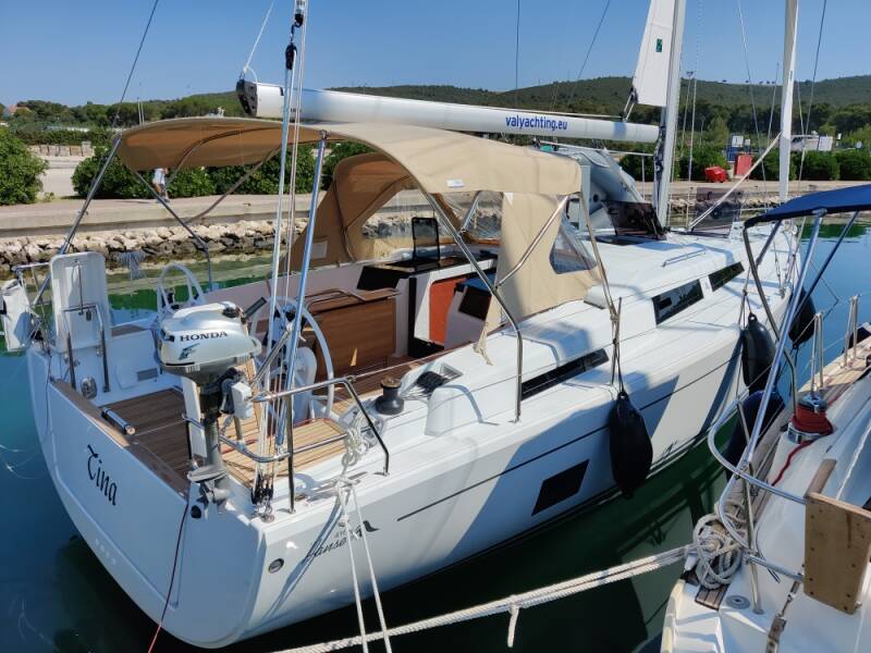 Hanse 418