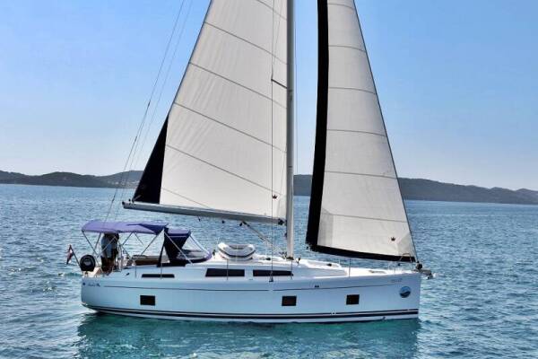 Hanse 418