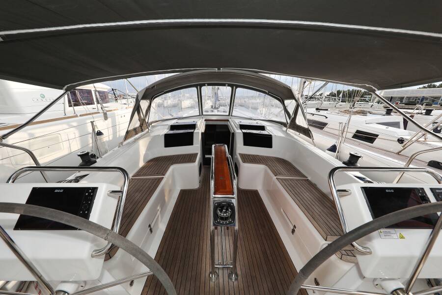 Hanse 455