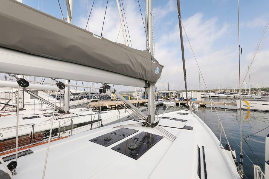 Hanse 455