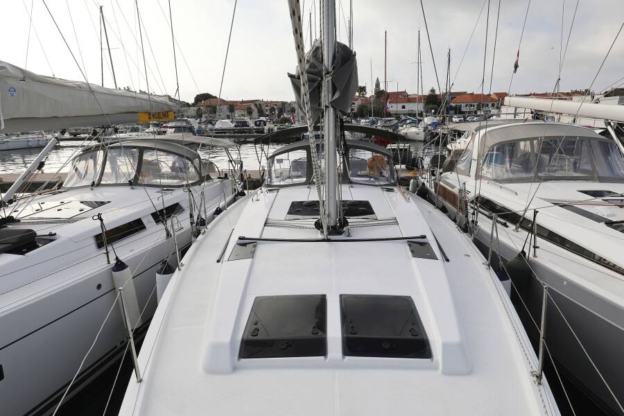 Hanse 455