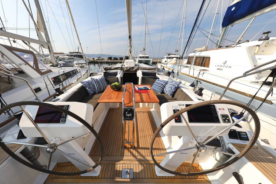 Hanse 458