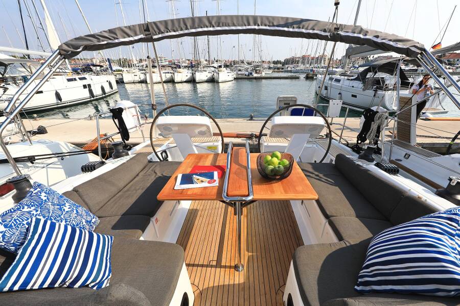 Hanse 458