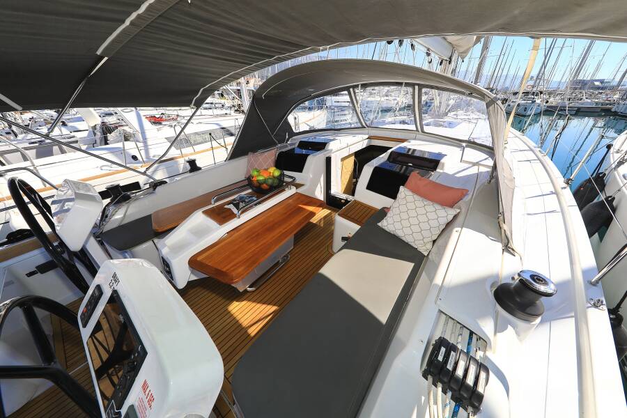 Hanse 458