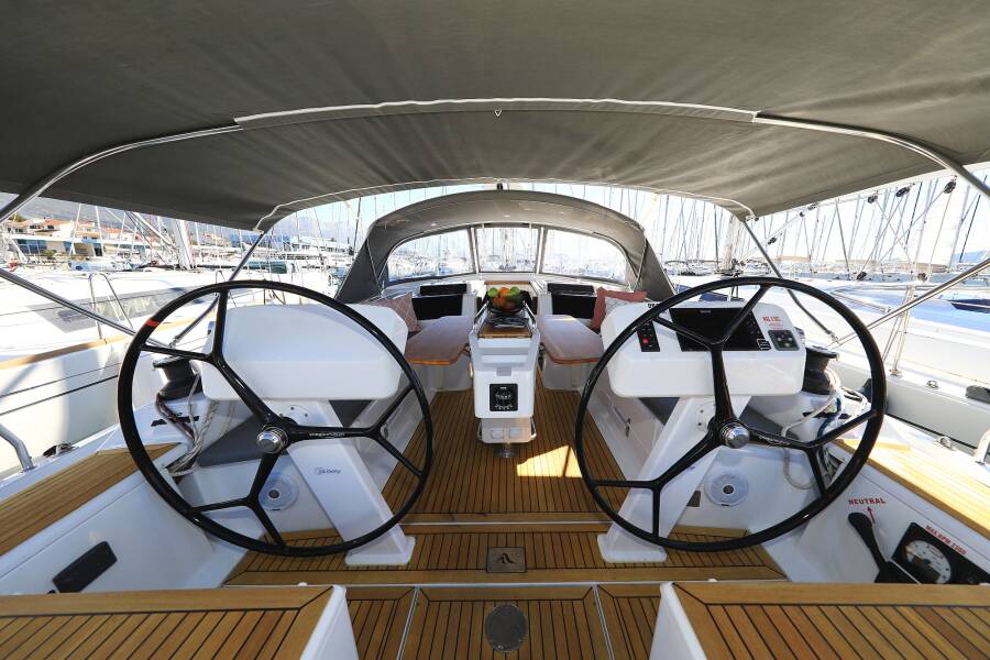 Hanse 458