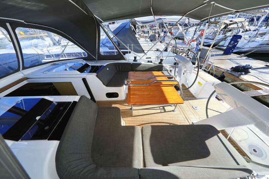 Hanse 458