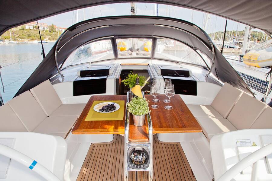 Hanse 458