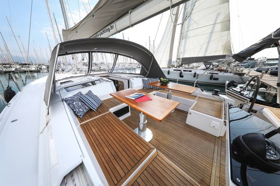 Hanse 460