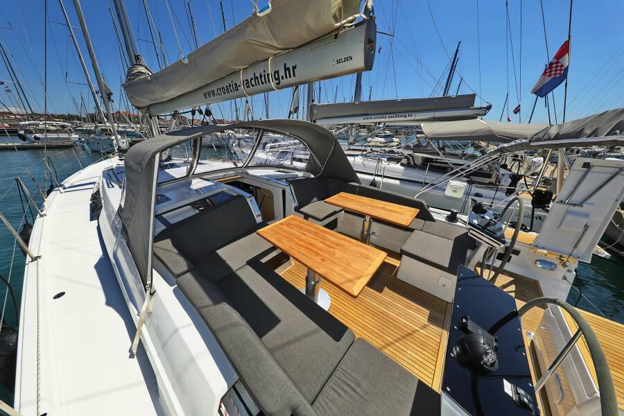 Hanse 460