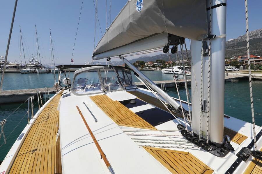 Hanse 505