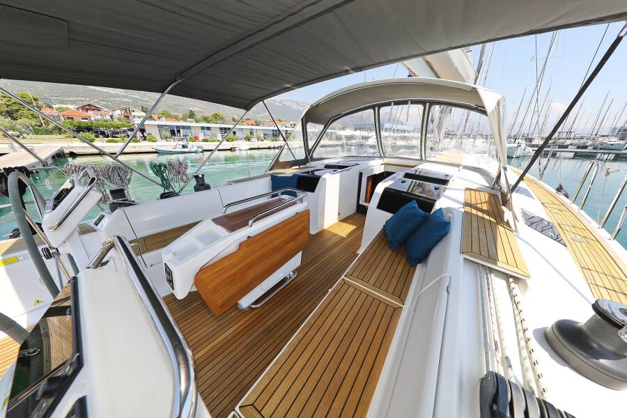 Hanse 505