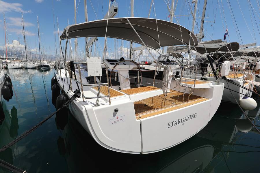 Hanse 548