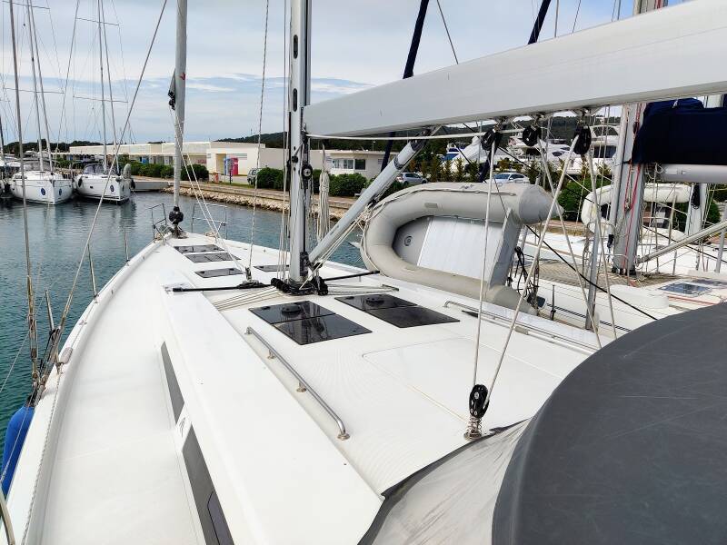 Hanse 548