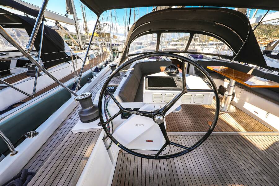 Hanse 575