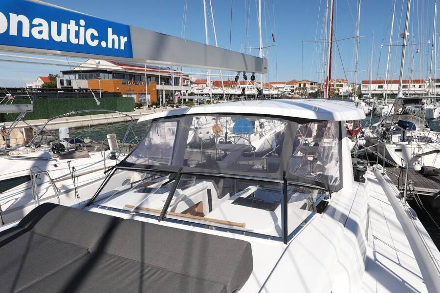 Hanse 588