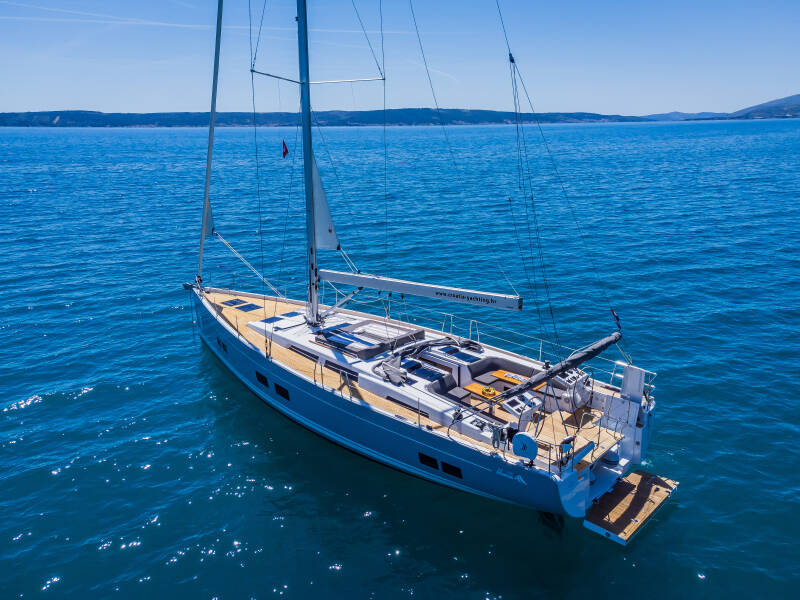 Hanse 588