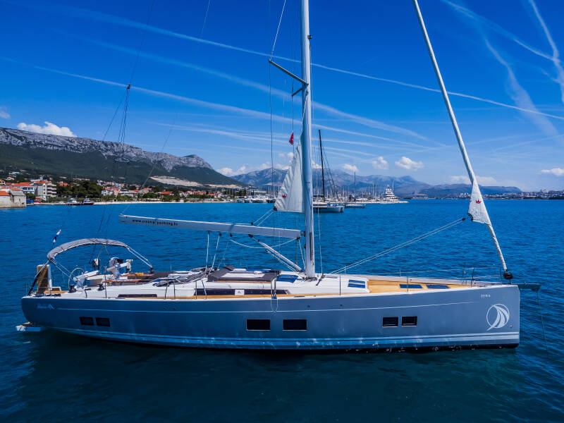 Hanse 588