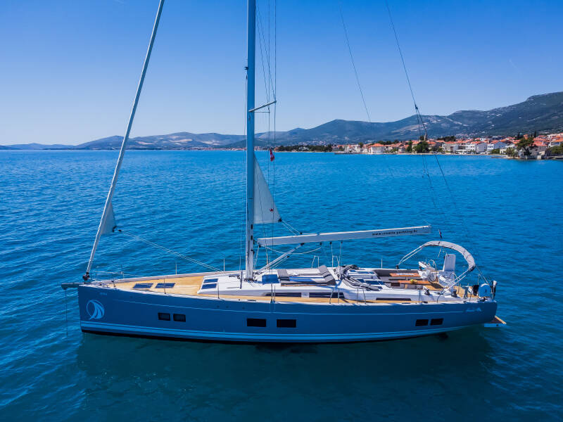 Hanse 588