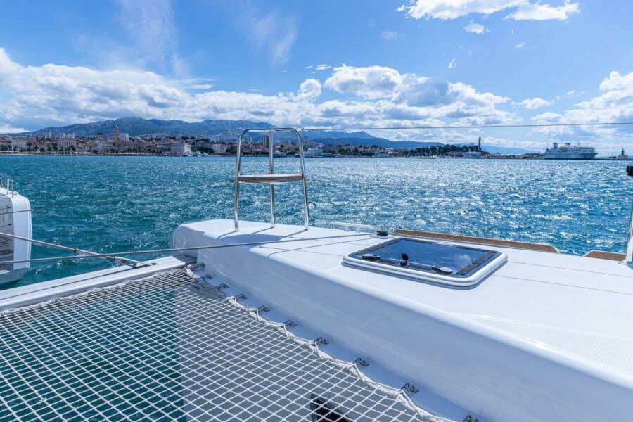 Lagoon 40