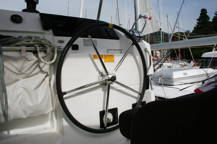 Lagoon 40