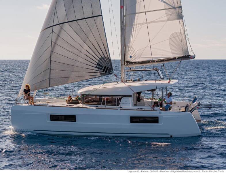 Lagoon 40