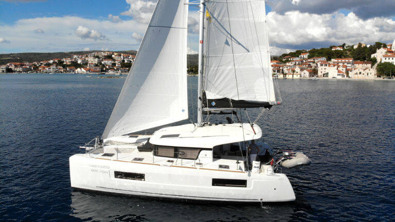 Lagoon 40