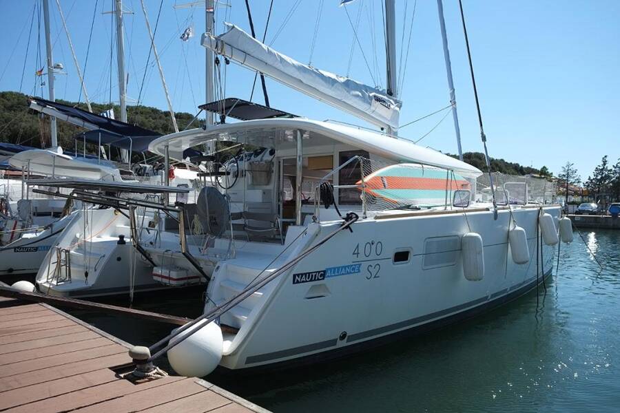 Lagoon 400 S2