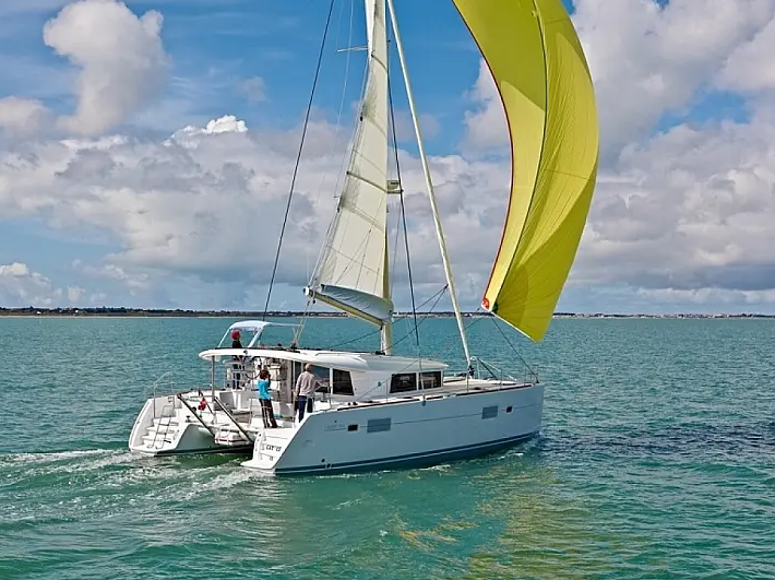 Lagoon 400 S2