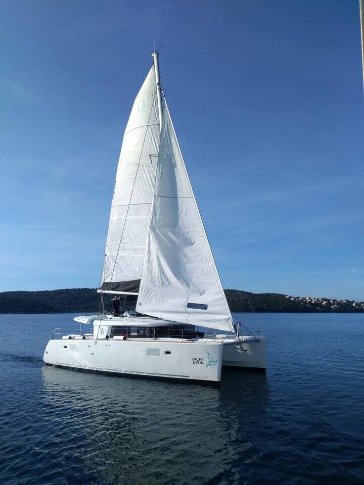 Lagoon 450 F