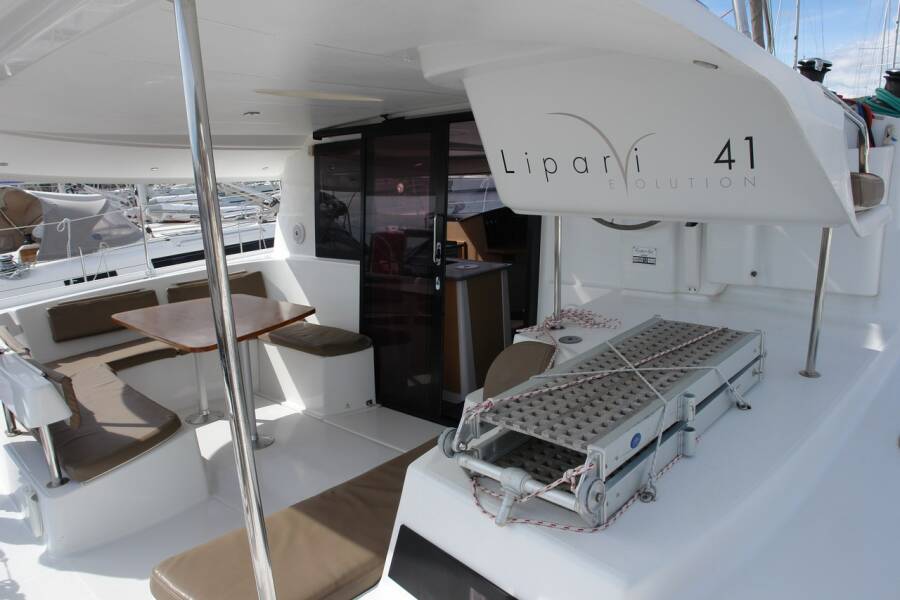 Lipari 41