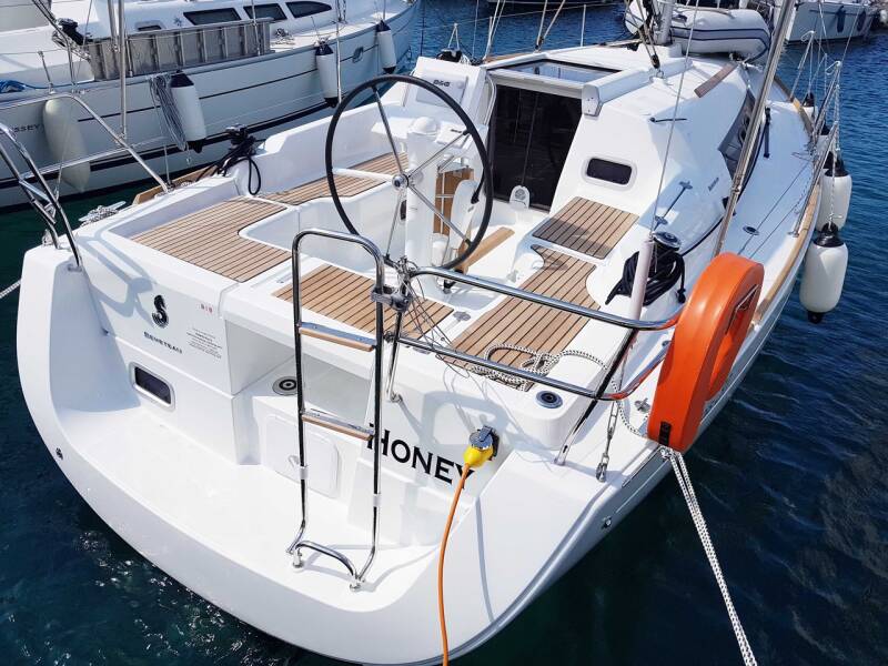 Oceanis 31