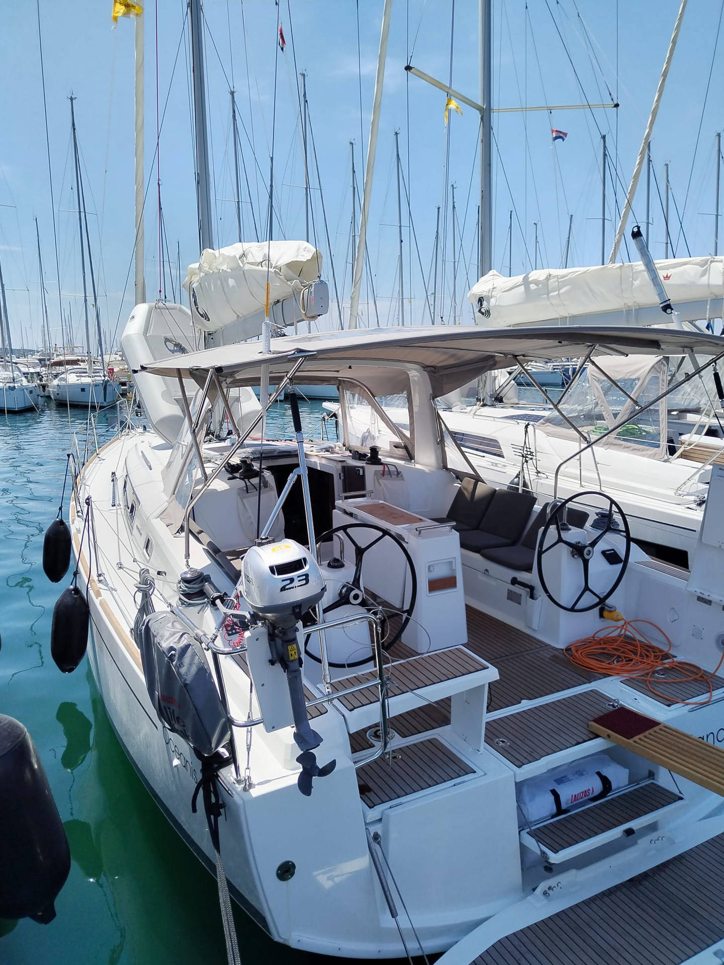 Oceanis 38.1