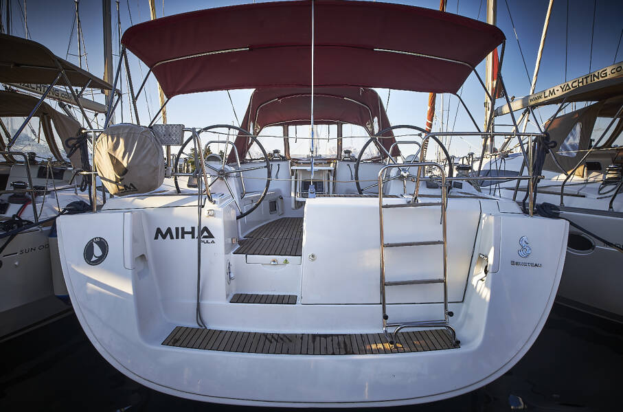 Oceanis 46