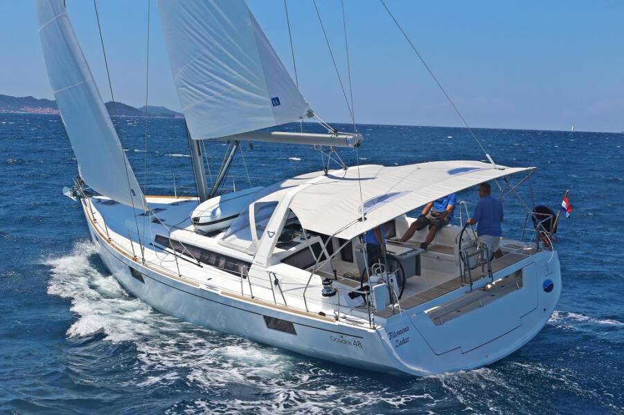 Oceanis 48