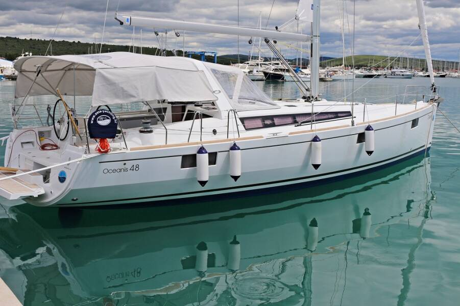 Oceanis 48