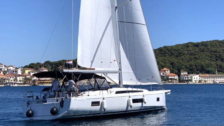 Oceanis 51.1