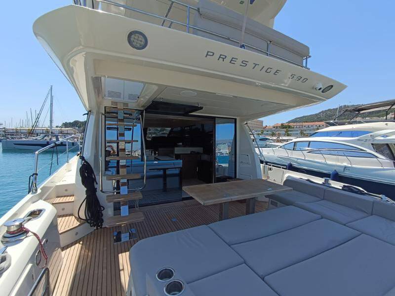 Prestige 590