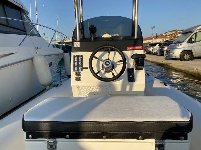 RIB Falkor 22