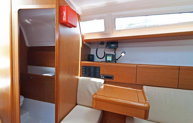 Sun Odyssey 33i