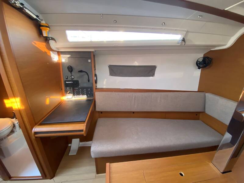 Sun Odyssey 349