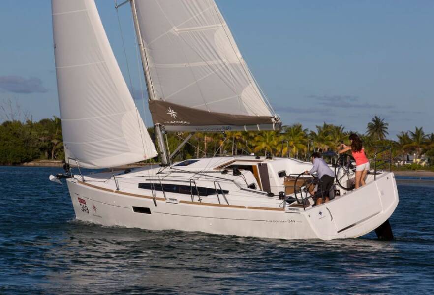 Sun Odyssey 349