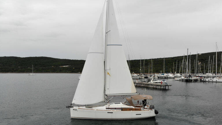 Sun Odyssey 389