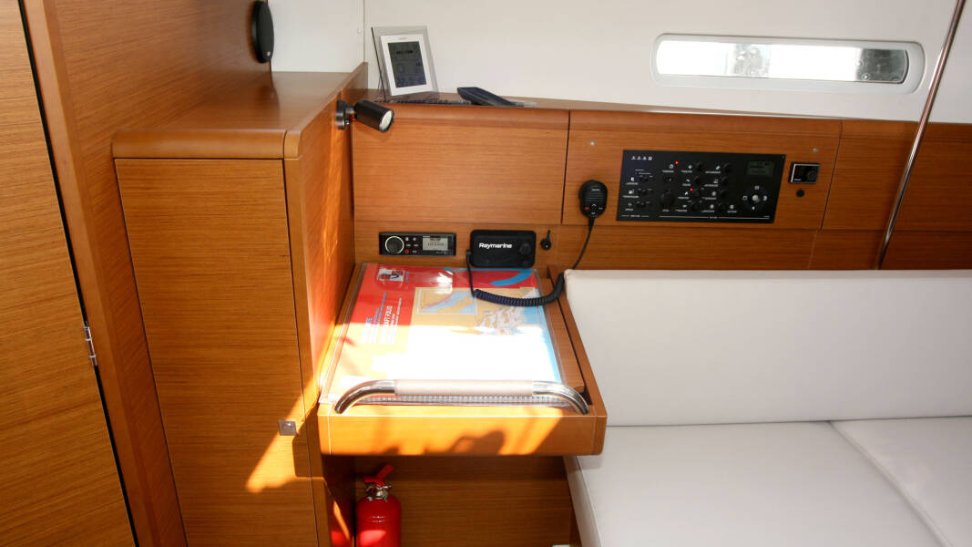 Sun Odyssey 389