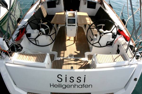 Sun Odyssey 389