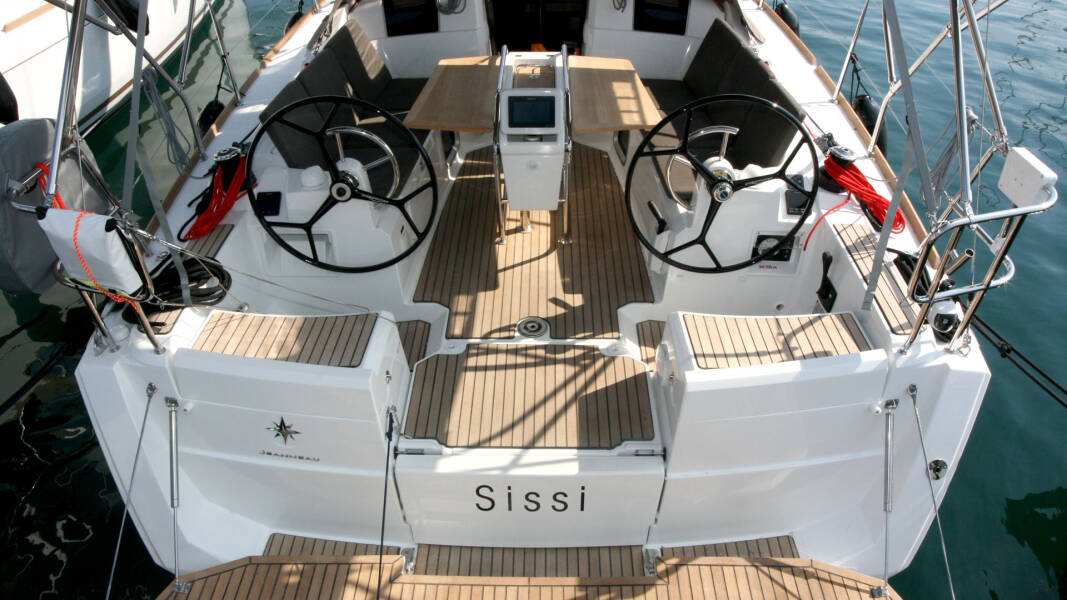 Sun Odyssey 389